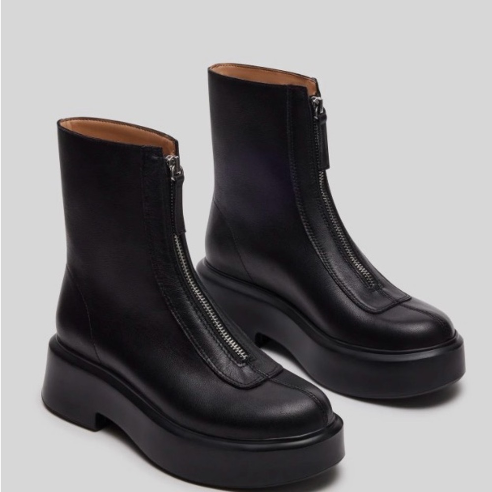 New!Never worn Steve Madden Jones/Jone Black Leather Platform Boots sz8.5